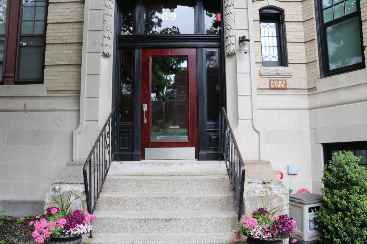 A Stylish Stay W/ A Queen Bed, Heated Floors.. #34 Brookline Zewnętrze zdjęcie