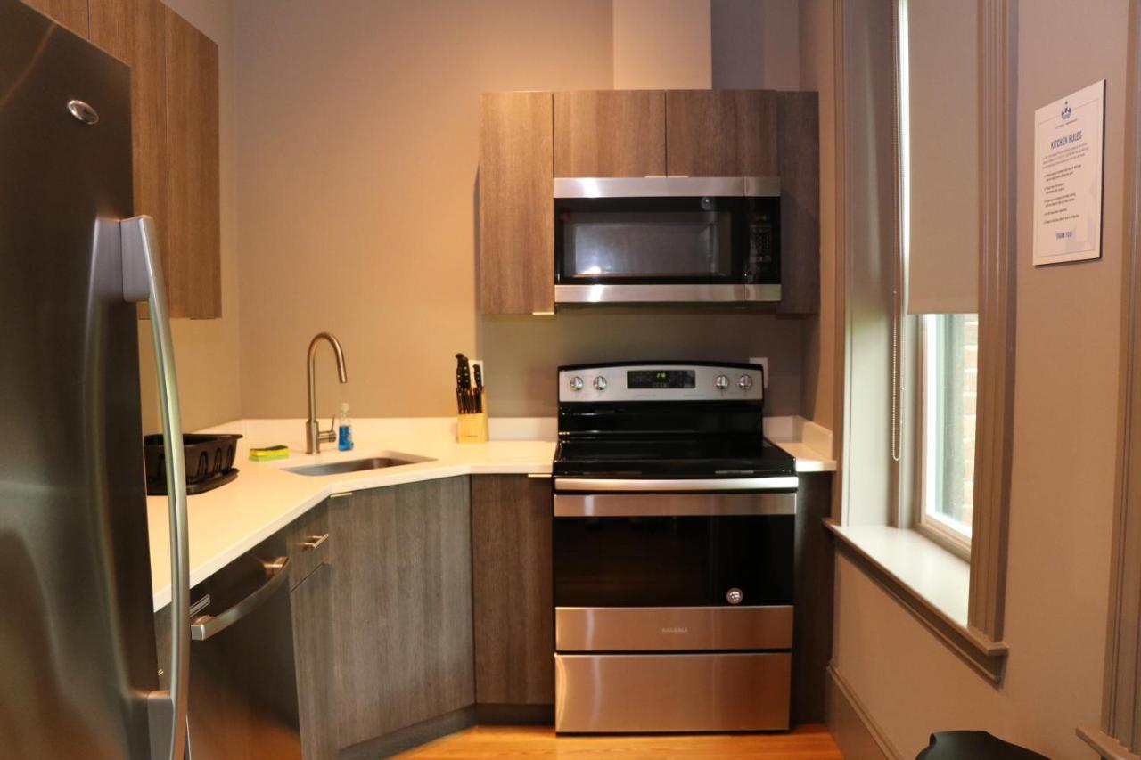 A Stylish Stay W/ A Queen Bed, Heated Floors.. #34 Brookline Zewnętrze zdjęcie